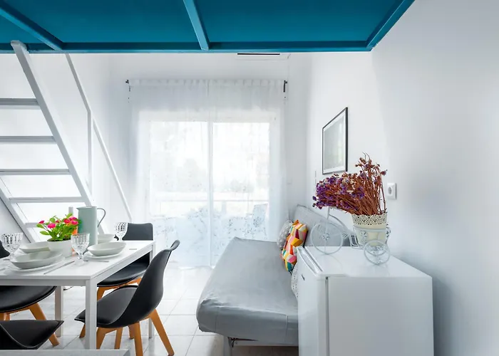 Apartment Sea Front In *