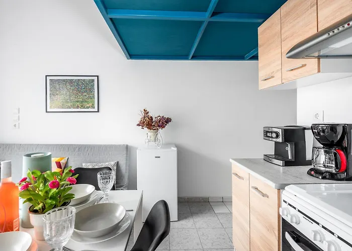 Sea Front In Apartment *