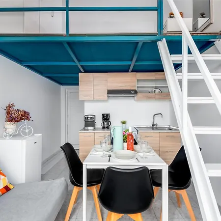 דירה Sea Front In *